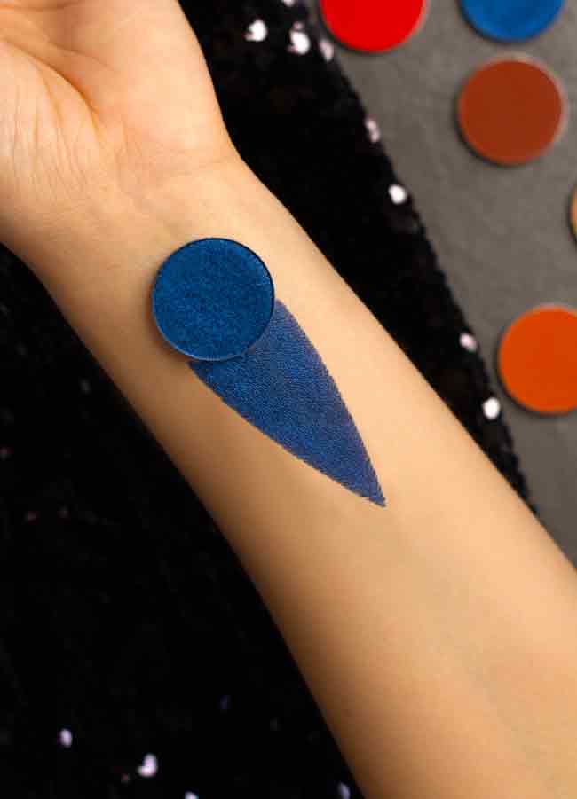 London Copyright Single Refill Shade - Electric - colour arm swatch