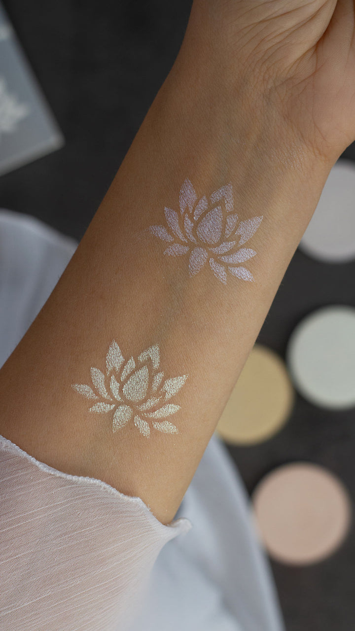Highlight Palette - Moonshine + Pixie shade swatches