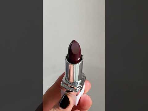 London Copyright Creamy Matte Lipstick Collection - video showcasing shade Burlesque