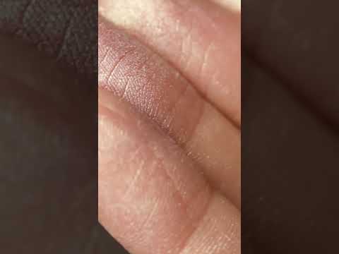 London Copyright Highlight - video showing Pixie Highlighter and finger swatches