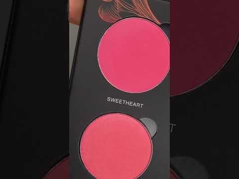 London Copyright Blush Palette - video showing product and colour swatches