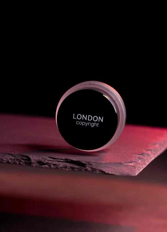 London Copyright Ultimate Black Gel Eyeliner - closed creative image